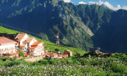 Clifftop Club, Uttarakhand 