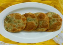 Tasty Cauliflower Stuffed Puri Recipe