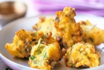 Crispy Aloo Pakora Recipe