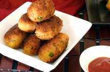 Easy Corn and Capsicum Roll Recipe