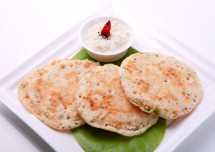 Green Moong Dal and Carrot Mini Pancake Recipe