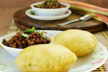 Yummy Pudina Puri Recipe