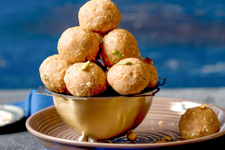Atta Whole Wheat Ladoo Recipe
