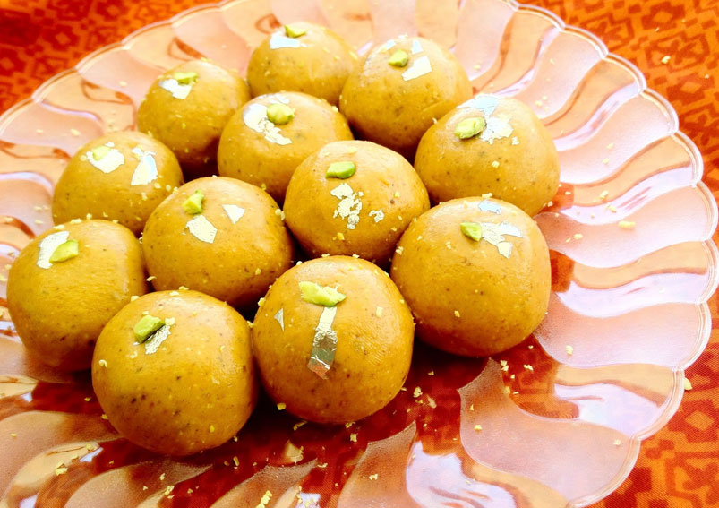 Besan Ladoo Recipe