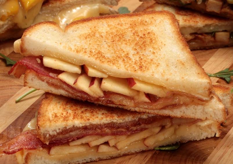 Cheese and Apple Sandwich Recipe