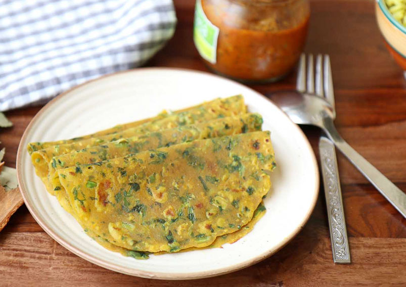 Easy Corn and Spinach Paratha Recipe | yummyfoodrecipes.in