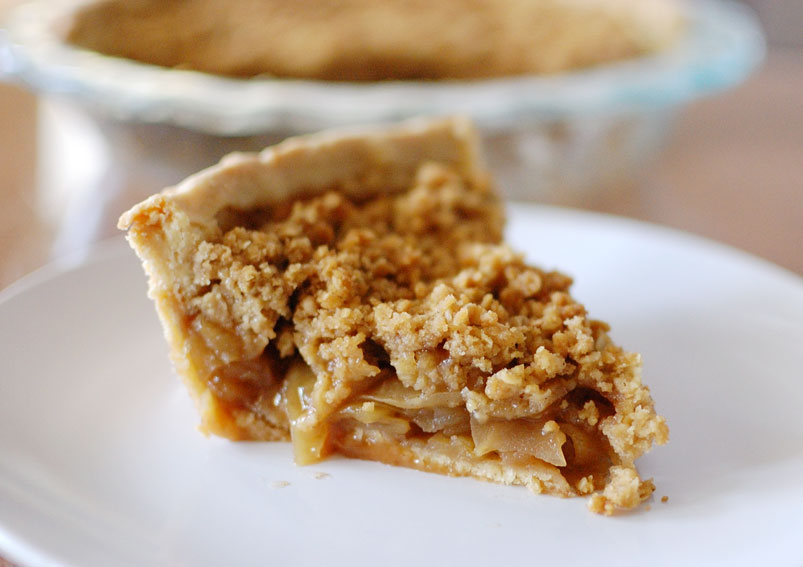 Easy Apple Crumble Recipe