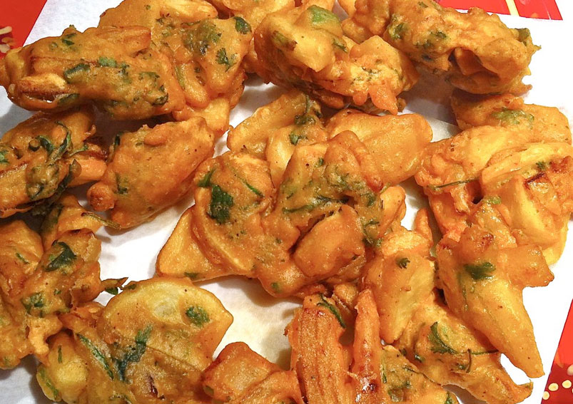 Monsoon Special Mixed Vegetable Pakora Recipe