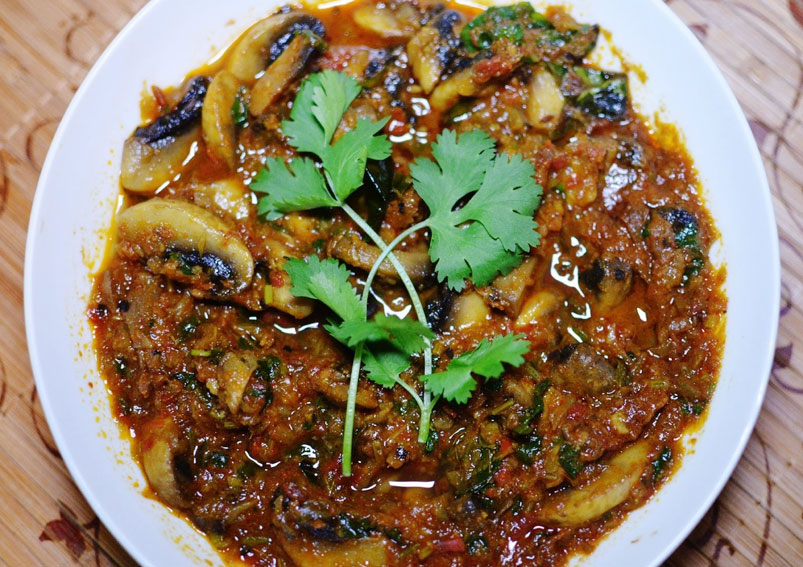 Chettinad Mushroom Masala Recipe