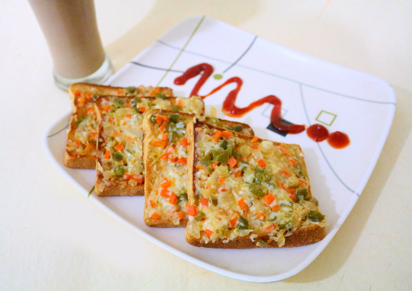Delicious Mixed Vegetables Open Toast Recipe