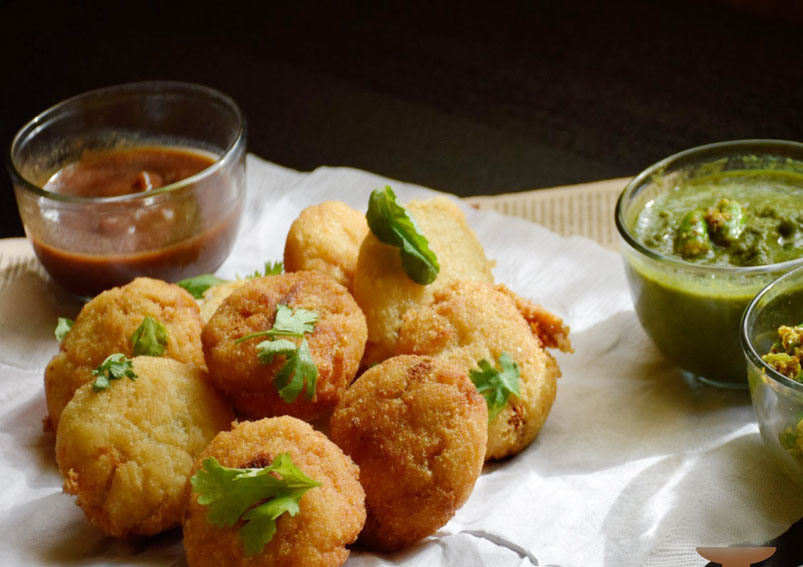 Tasty Suji Kachori Recipe