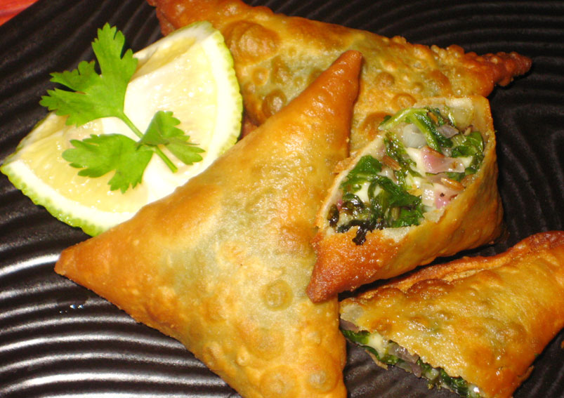 Tasty and Crispy Onion Samosa Recipe