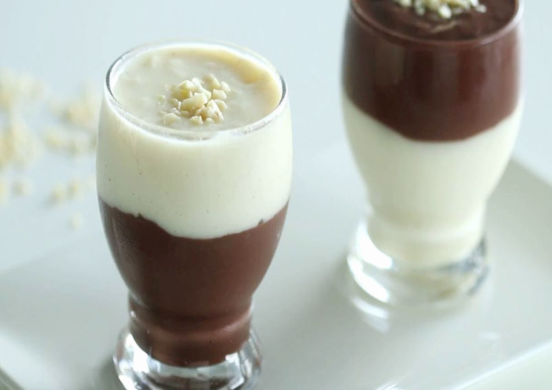 Vanilla Pudding with Chocolate Sauce Recipe
