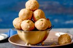 Atta ( Whole Wheat) Ladoo Recipe | yummyfoodrecipes.in