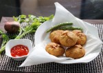 Crispy Pyaaz/Onion Ki Kachori Recipe | yummyfoodrecipes.in 